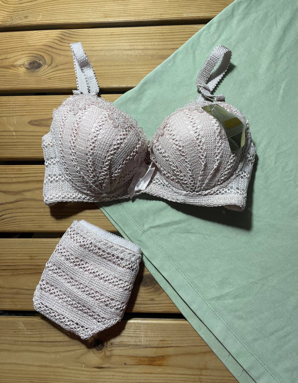 ست شورت و سوتین مدل گندم با جنس نخ پنبه